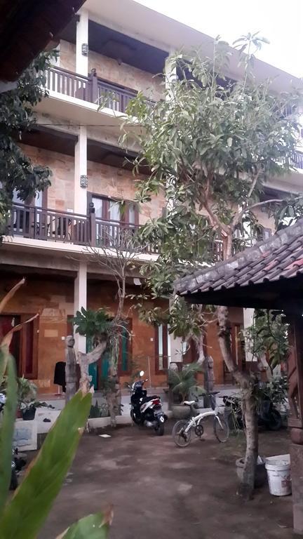 Kubu B'Dauh Homestay Legian  Ngoại thất bức ảnh